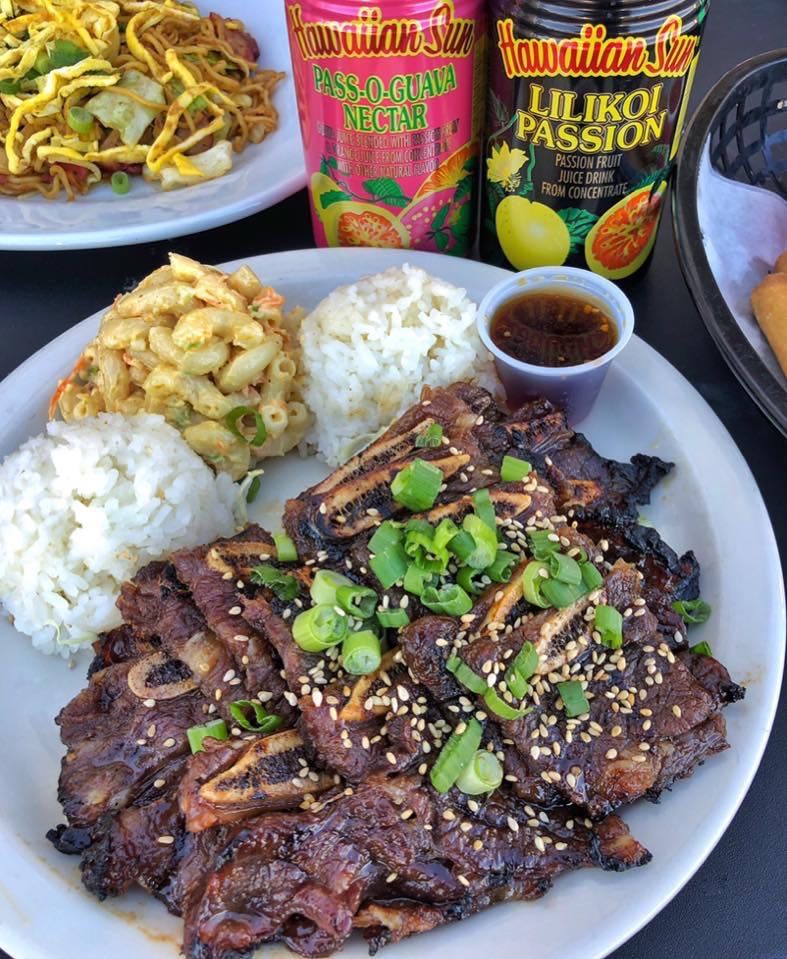 AlohaKitchenLV's tweet photo. Who likes Kalbi ribs!? Broiled to perfection and served with your favorite side dishes, our Kalbi is mouth watering goodness.

#KalbiCombo #AlohaKitchen #GoodEats #LasVegas #Foodie #alohaspirit https://t.co/2CxTqKuzqD