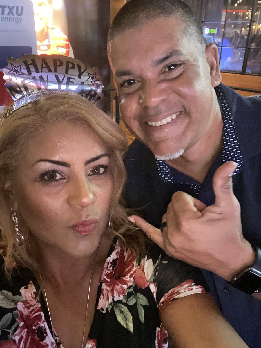 RamirezCrewMom (@ramirezcrewmom) on Twitter photo Aloha from <a href="/TexasLive/">Texas Live</a> #LoneStarNYELive Happy New Year! Ready for the new decade 🤙🏽 Aloha from <a href="/TexasLive/">Texas Live</a> #LoneStarNYELive Happy New Year! Ready for the new decade 🤙🏽