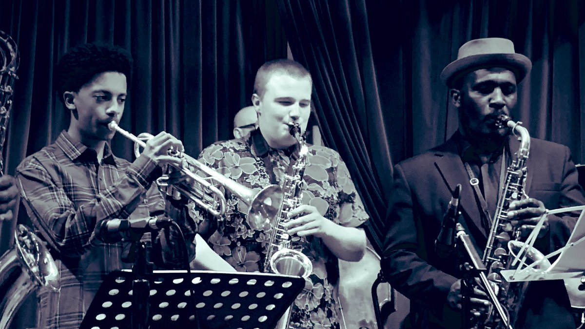 Happy New Year! We’ve had such a fantastic 2019 - playing with some amazing musicians, so many cool gigs and opportunities. We want to thank everyone one that helped either of us this year - there are so many! Have a great 2020!