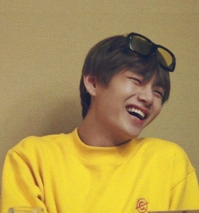 zahira0102's tweet photo. Makasih #Dispatch Berkat kamu semua kpoper akur, bersatu dan bahagiaaa😂
Rt dan fb aja kalo mau mutualan😁 https://t.co/bpukbP6iKy