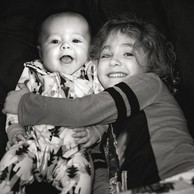 demiccs's tweet photo. Happy Cousins https://t.co/DL9LW9Y1ji https://t.co/scnCVnMUYZ