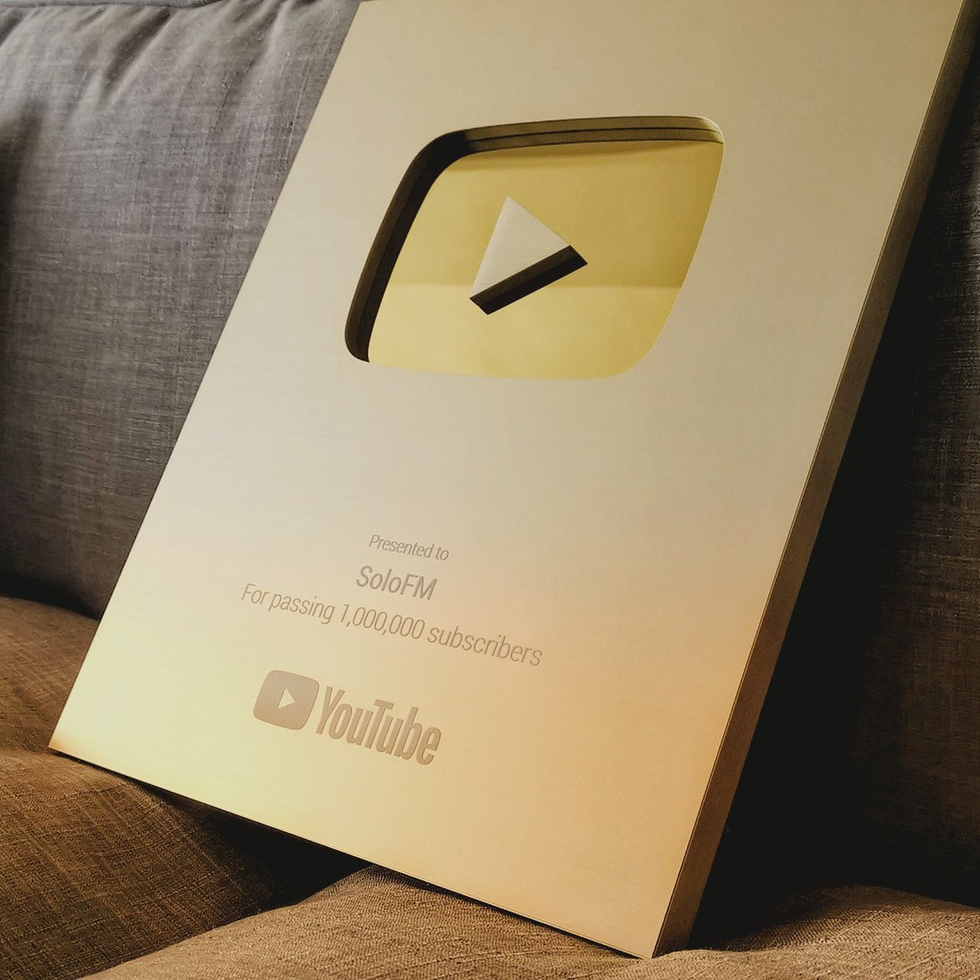 من أهم انجازاتي في 2019 ، حصول #SoloFM على درع المليون مشترك من يوتيوب.
<a href="/YouTubeArabia/">YouTube Arabia</a>