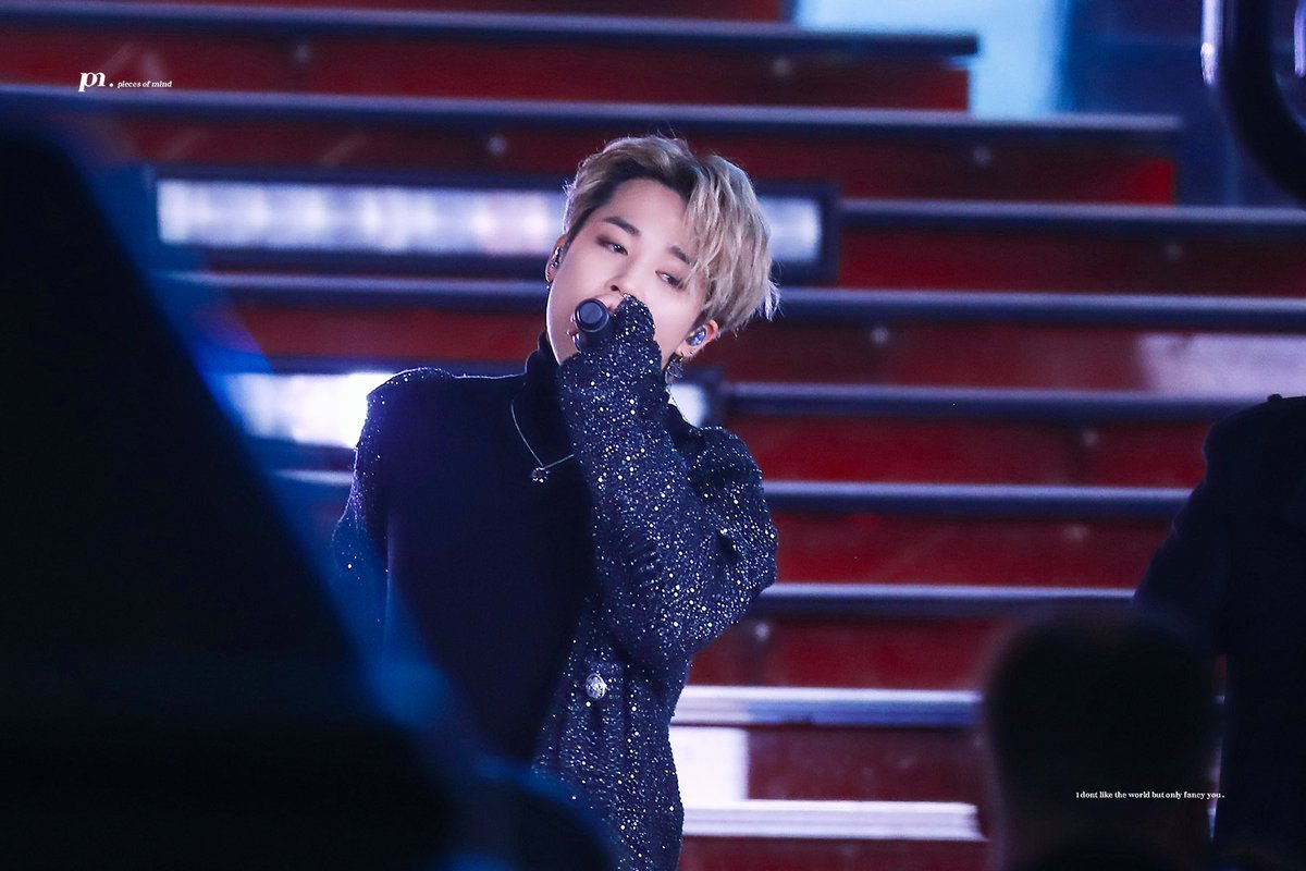 piecesofmind_jm's tweet photo. #JIMIN #지민  @BTS_twt 191231 https://t.co/bWoQUVfwr4