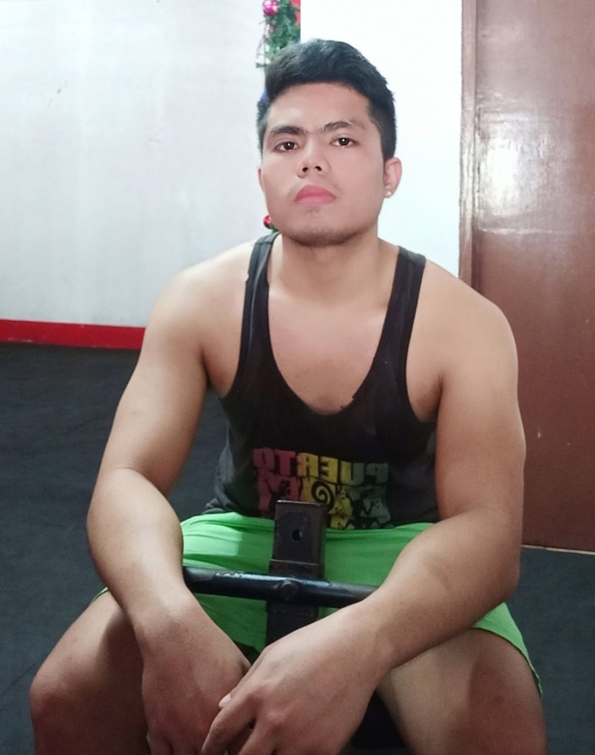 SherepNiIdol's tweet photo. Ibalik Ang https://t.co/YdVI3P1fjK🤣 https://t.co/dZkBbip8I7