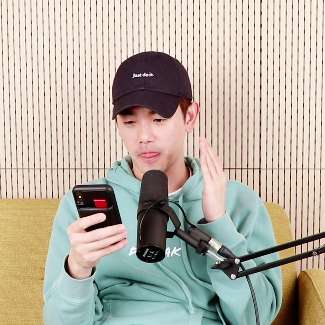 EricNamNationPH's tweet photo. 1 of 366.
Appreciating Eric Nam's hoodies and black caps on his podcasts because yep listening to him isn't enough, we still need to see his facial reactions on youtube!! 🥗💕
#congratulationsEricNam
#IThinkYoureDope #ITYD #KPDB #KPopDaebak https://t.co/CMVUkb90E2