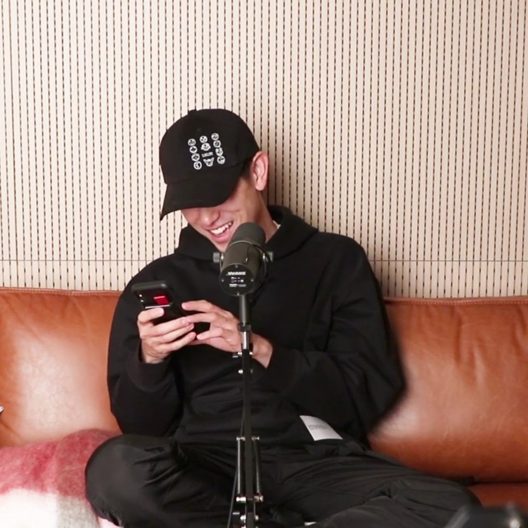EricNamNationPH's tweet photo. 1 of 366.
Appreciating Eric Nam's hoodies and black caps on his podcasts because yep listening to him isn't enough, we still need to see his facial reactions on youtube!! 🥗💕
#congratulationsEricNam
#IThinkYoureDope #ITYD #KPDB #KPopDaebak https://t.co/CMVUkb90E2