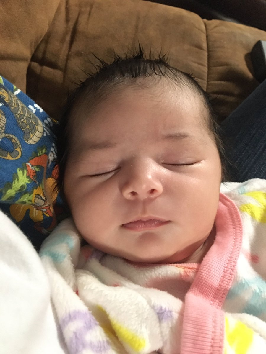 NoelleWright28's tweet photo. Biggest flex of 2019 is hands down becoming a godmother 💕 @koolio_kyle @Katiebugg444 https://t.co/ofuUZgVduc