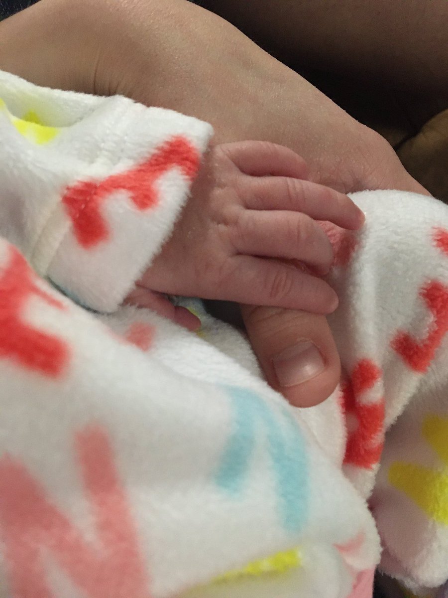 NoelleWright28's tweet photo. Biggest flex of 2019 is hands down becoming a godmother 💕 @koolio_kyle @Katiebugg444 https://t.co/ofuUZgVduc
