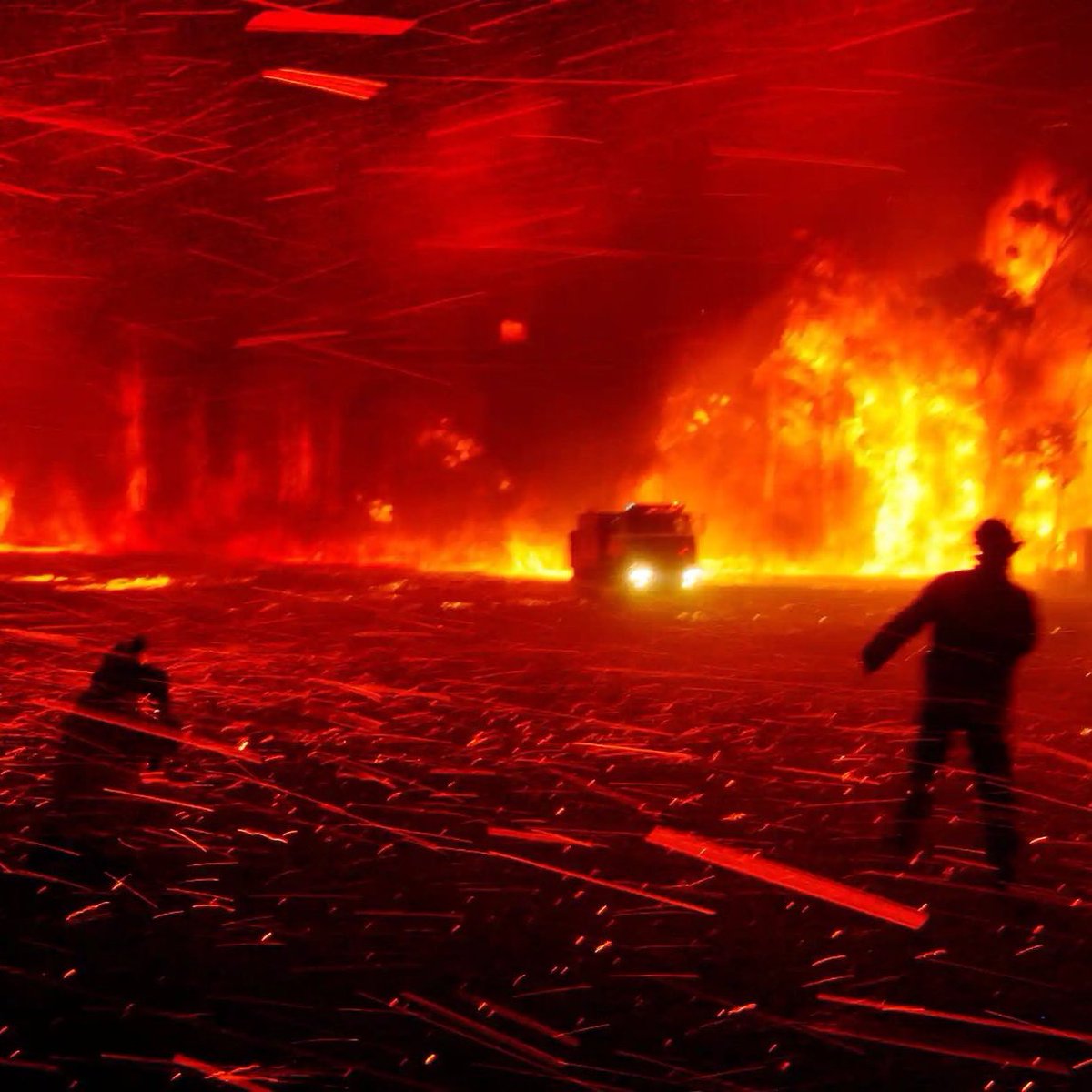 WombleKiwi's tweet photo. Australians spent $6.5million on fireworks, yet have to ask for donations for firefighters struggling to fight fires burning the country down.
Countless lives lost yet we celebrate BAU!
#NSWfires #AustraliaFires #FireScoMo #AustraliaBurns #ClimateCrisis #ecocide #CapitalismKills https://t.co/UqksAQwAHZ
