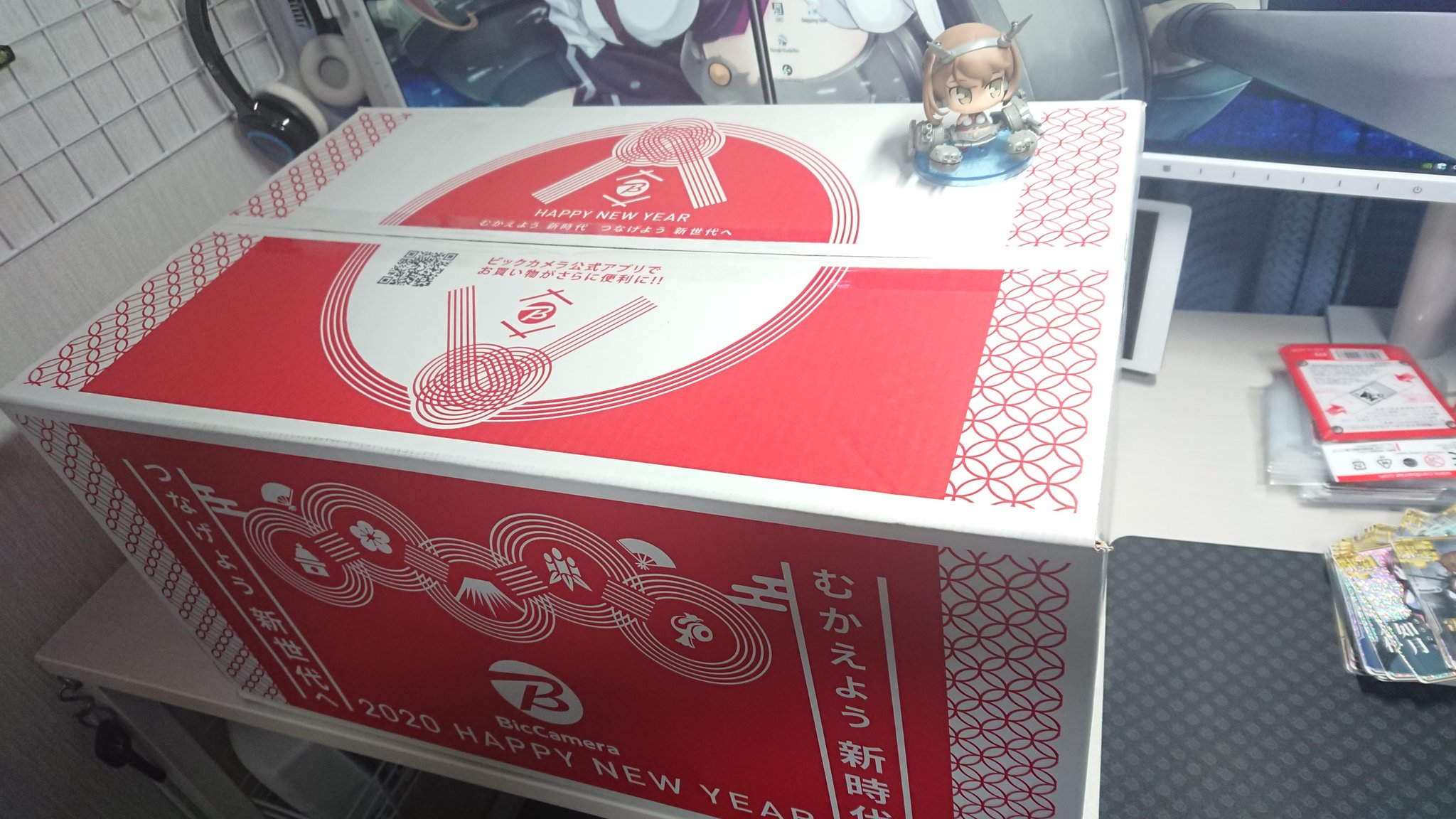 まぁちょ ビックカメラの福箱が届きました 10インチ500gb防水お風呂テレビです ワイヤレスイヤホンとタブレットにも応募してたのですがハズれました ところでヨドバシの福箱は色々入ってましたが こちらはテレビしか入ってませんでした 別に