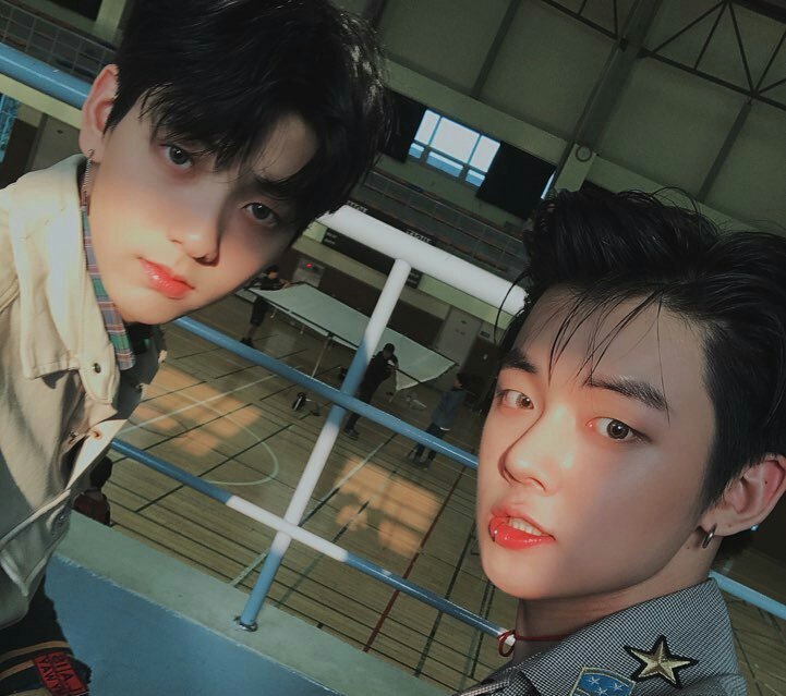 haerzzn's tweet photo. #Dispatch Mutualan aja yuk dari pada nunggu dispatch ga update" rt aja https://t.co/fZBDBgq56k