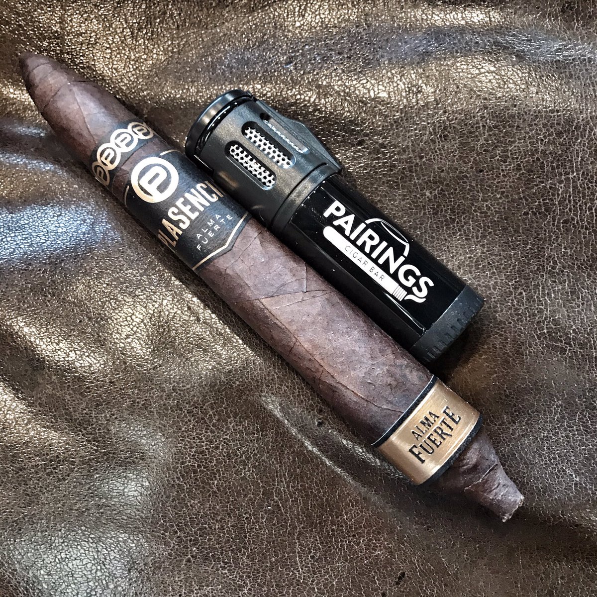 PairingCigarBar's tweet photo. Happy 2020
We are open regular hours on 1.1.2020
Noon-10pm
.
Check out that new Pairings cigar swag π
.
#pairingscigarbar #cigarbar #cigar #cigars #cigarlighter #cigartorch #botlpachapter #sotlpachapter #phillycigarscene https://t.co/9hCHmBzKl7