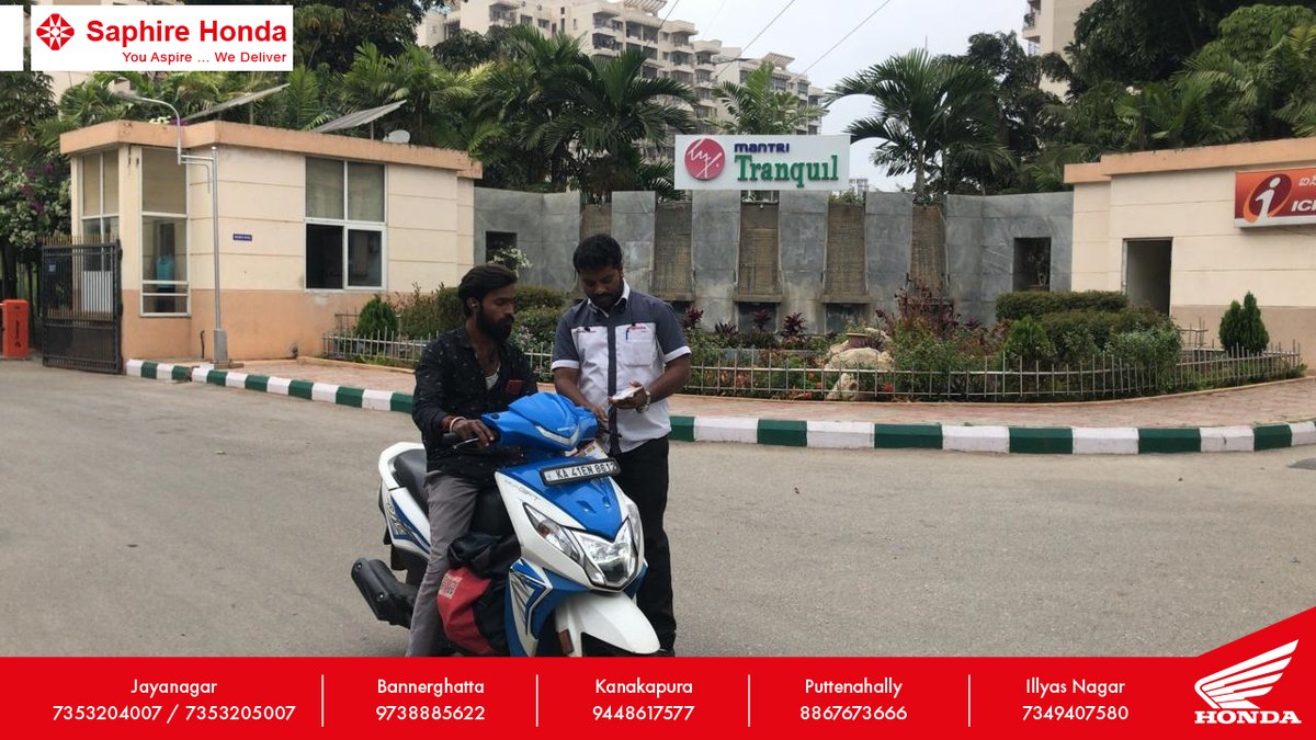 Hondaservices's tweet photo. Moments from Saphire Honda’s “ROAD SAFETY AWARENESS CAMPAIGN “ as part of ongoing Christmas and New Year activity

CALL 7353204007 or Visit Us at https://t.co/AawKuiCrzS

#HondaBikes #Bangalore #christmas #NewYear #twowheeler #twowheelerservices #Honda #SaphireHondaTwoWheelers https://t.co/CBRgSoBtHf