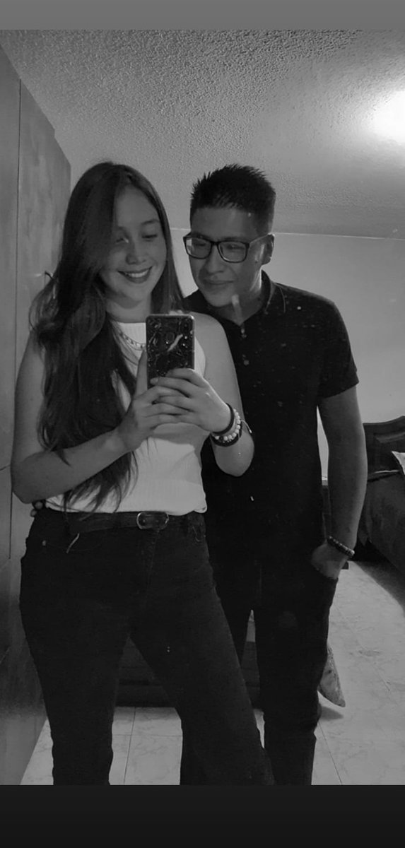 MaflaValentina's tweet photo. Otro año junto a ti  ❤ @Broan316 https://t.co/HYtqe72Sdp