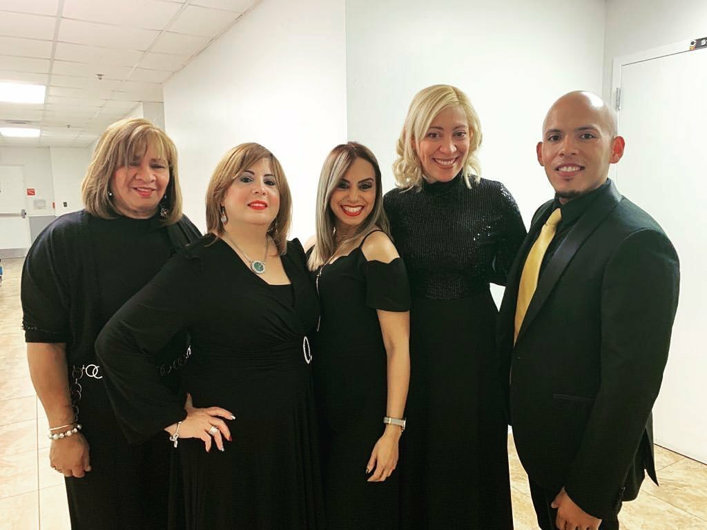 joseline_ferrer's tweet photo. New Year’s Eve #newyear #celebrate #2020 #thebestisyettocome #newyearnewgoals #calvariocitychurch #cccchoir #choir (at Calvario City Church)

https://t.co/5sLXUbDzE4 https://t.co/3hdZw5F9jH