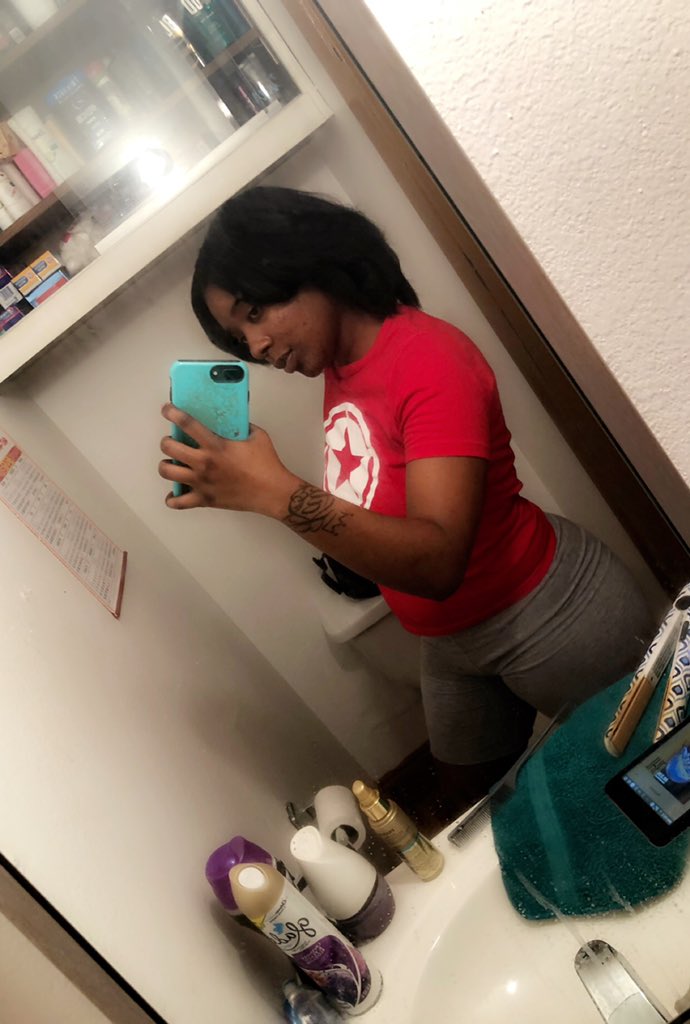 kiiingram's tweet photo. With your big fine ass🤣 https://t.co/3y5bHS3px2