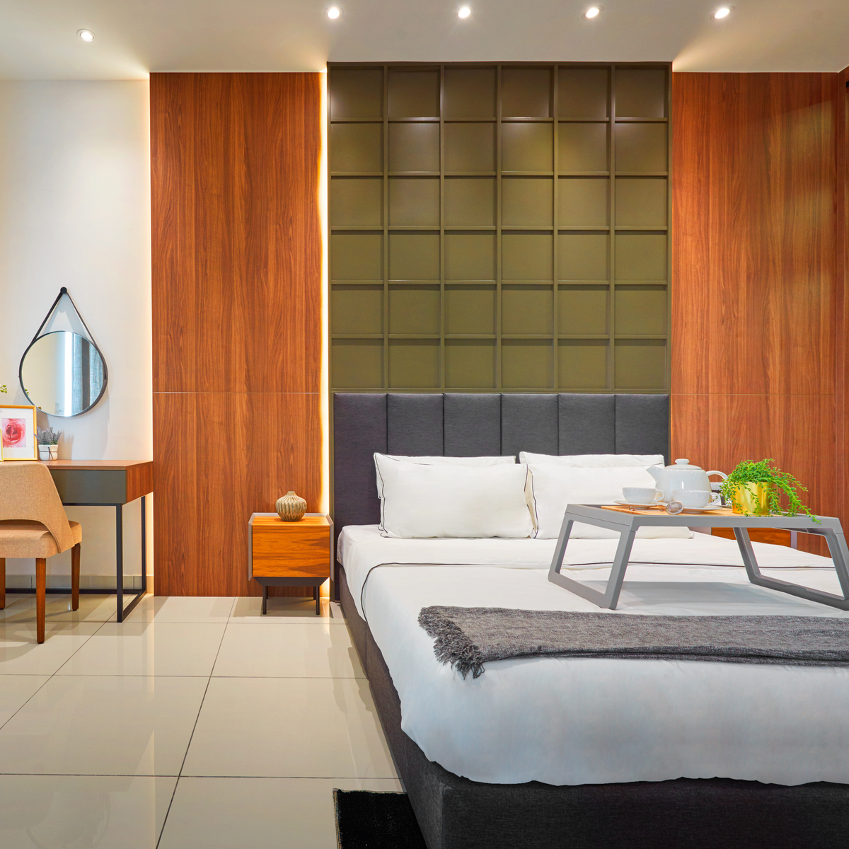 ijmland's tweet photo. The affection for a bedroom that speaks of elegance and tranquillity. 

#rimbunalam #seremban2byijmland #ijmland #propertyinseremban2 #bedroom https://t.co/i1TG6Htzpr