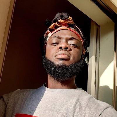 kobinaessuman9's tweet photo. #NewYearAwards๐ฅ A. @dkbghana Or B. @kwadwosheldon ๐๐ #HeadOfTheYear goes to......? Guys Help Me Vote๐๐ https://t.co/d8HwOuJIUh