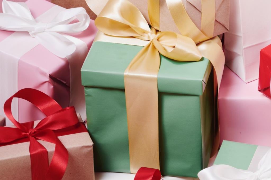 H M Japan Happy New Year 新年初のメンバー限定特典をご用意 H M福袋を抽選で名様にプレゼント 応募期間は1月6日まで 詳しくはこちら T Co Ek5c1o0div