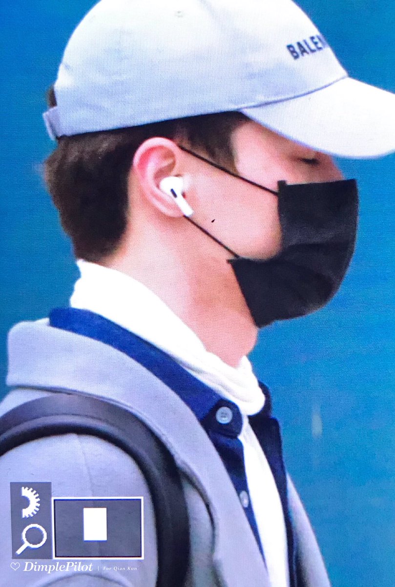 DimplePilot's tweet image. 💰200101 인천공항 도착 

“HBD🎂🎉”

#KUN #QIANKUN #钱锟 #쿤
 #WayV