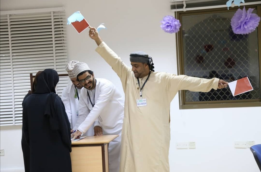 عبدالله المجيني على تويتر وجاء التحدي الاكبر وهو برنامج قوة القيادة من تقديم القائد Yahya Rahi ولازال البرامج مستمر