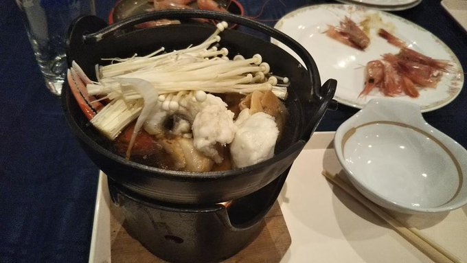 バイキングで鍋も作れる!! 