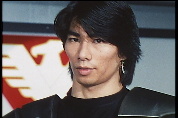 Yoshiyuki ネオジェットマンj2 演 笠原竜司 ジェットマン 達に か弱い人間がトレーニングに励む図は涙が出る と挑発的な言葉をぶつけ対立するが 彼らに窮地を救われた際は一条総司令がジェットマンの変身機能に関する分析結果を握りつぶしたと怒りを顕