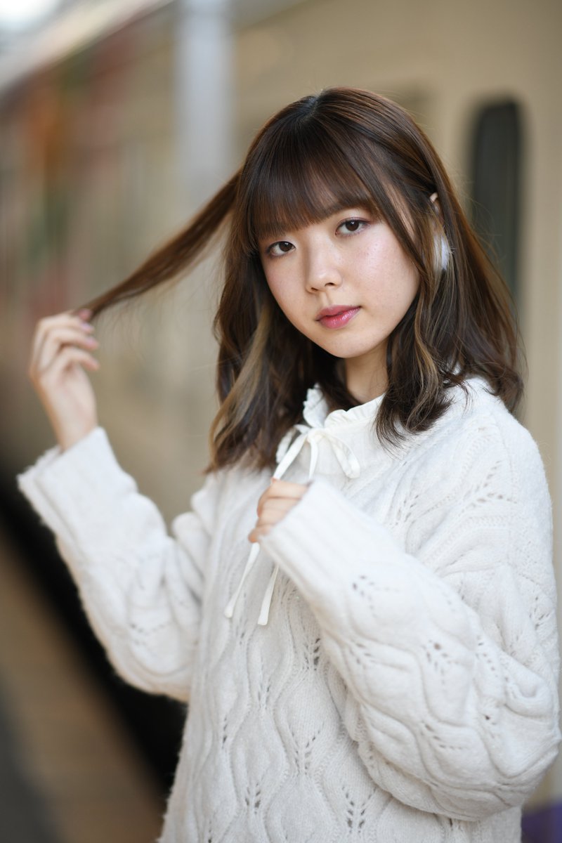 HolorinHikaru's tweet photo. 12/21 #夢宮まりあ @twinkle_kmmc07 さん #キミマチ撮影会 から（５）。

まりあさん、今回分ラストです。ありがとうございました😊
でも、いつものおまけあります😆

#アルピコ交通 #上高地線 #新島々駅

#松

#Nikon #D850 #AFS105(AF-S NIKKOR 105mm f/1.4E ED) https://t.co/4sJaSvGcTd
