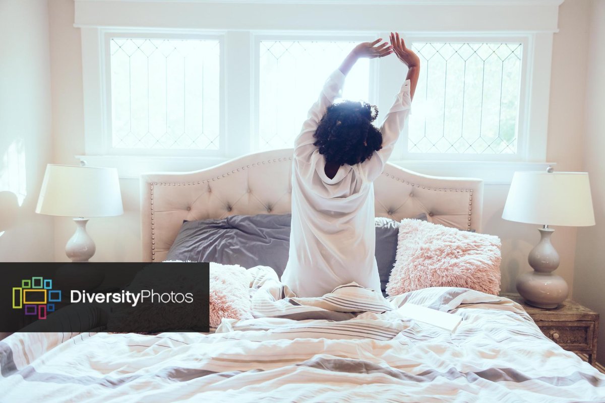 DiversityStock's tweet photo. Good morning 2020! We're ready for all the goodness you're going to bring our way. 
------------
#newyear #newyear #newyearphotography #photography #selfcare #morning #2020

📸@gcarter.king
Search: #:307247378 at https://t.co/zkIsb8nKOq https://t.co/CMZ9ebSuPj