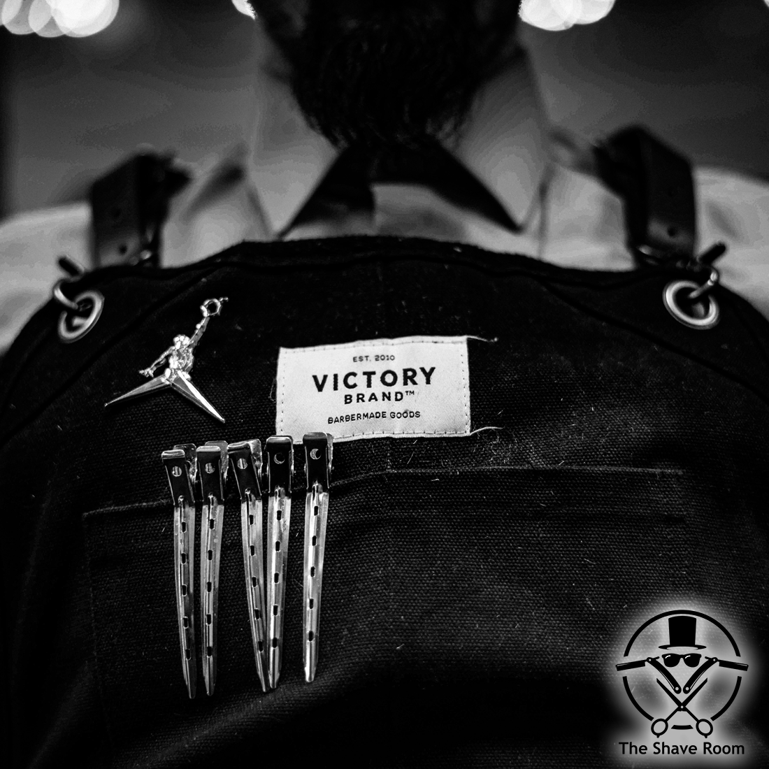 Happy New Year!

theshaveroom.com⠀
___________________________⠀
#barber #barbers #barbergame #barbergang #barberlife #barbershop #barbershopconnect #barbering #barberworld #barberlifestyle #barberpost #mensfashion #menshair #men #mensgrooming #wetshave #noshave #shave