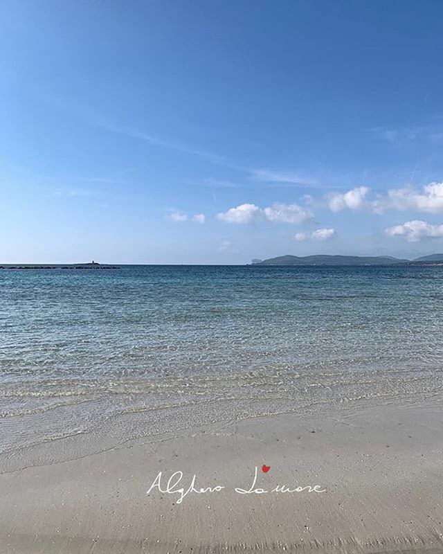 algherodamare's tweet photo. Per un anno d'amare❤️
#algherodamare #alghero #dillechelami #sardegna #isoladelleeterneprimavere #feliceannonuovo > https://t.co/kZaYmxvJyt https://t.co/QxJ1JD8Uyf