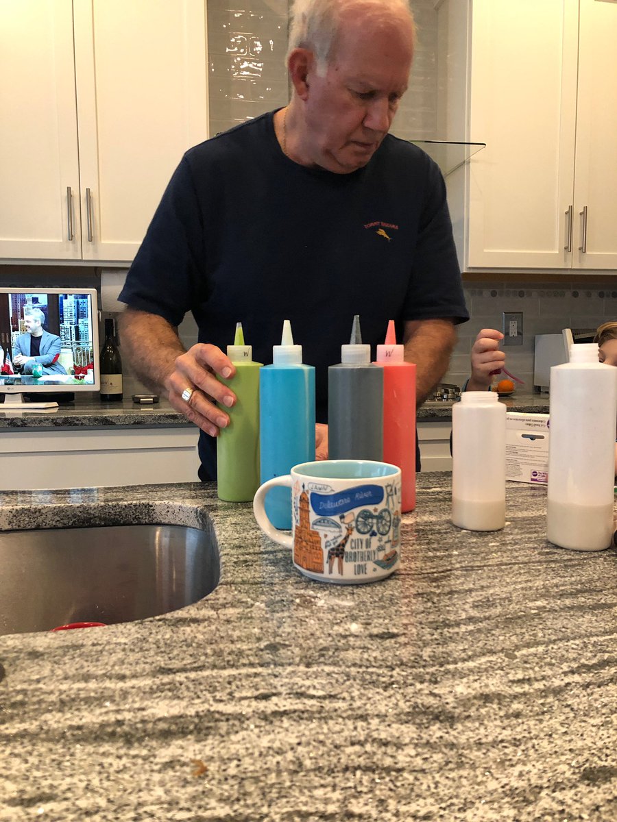EricFinkelman's tweet photo. It’s 2020. Time to reach for new goals. Also here’s my Dad preparing his Pantones for his magical pancake process. #NewYears2020 #pancakeart https://t.co/UIHvXn8w8I