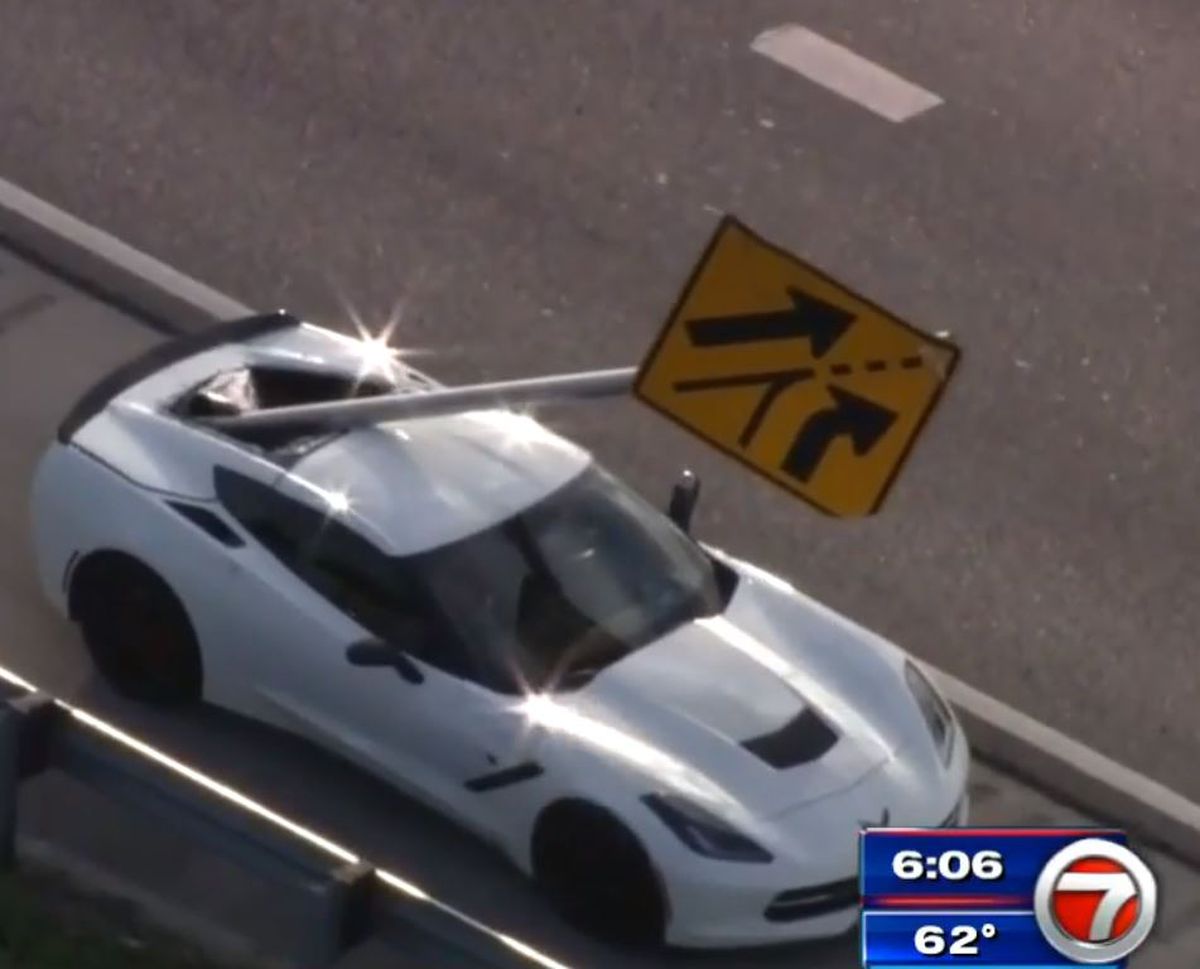 ENM8-3aXYAAG5o6?format=jpg&name=large