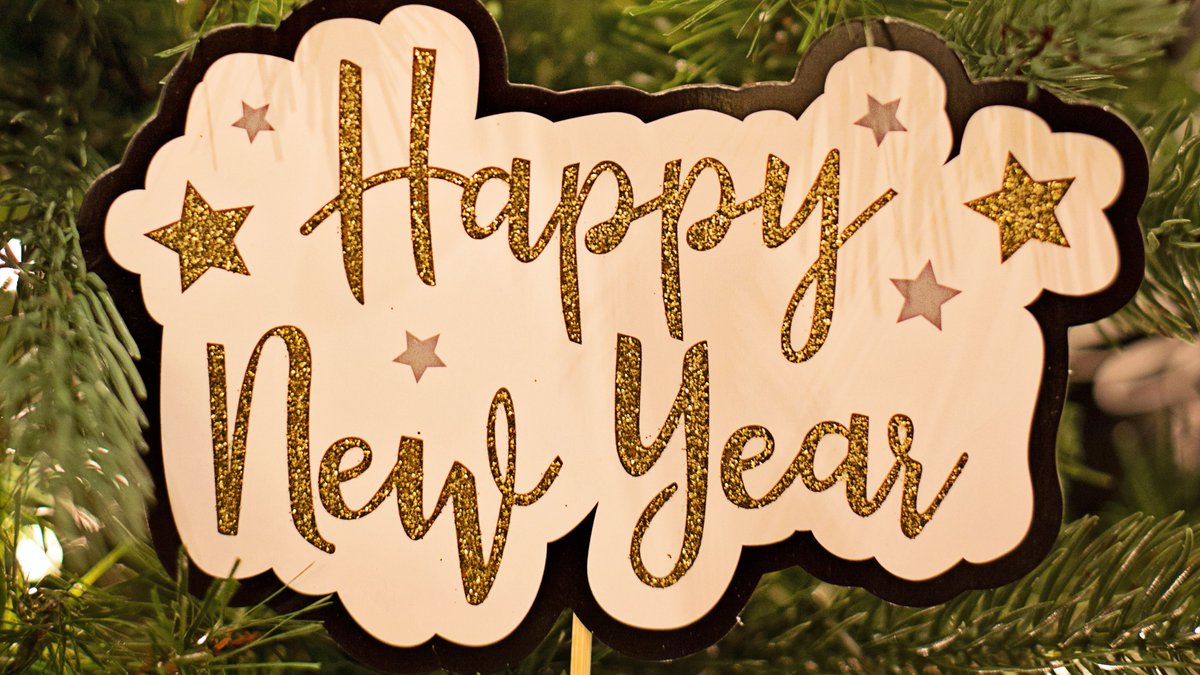 Happy New Year from everyone at The Seasons on Little Lake. We wish you a very happy, healthy and prosperous 2020! #HappyNewYear #NewYear #2020