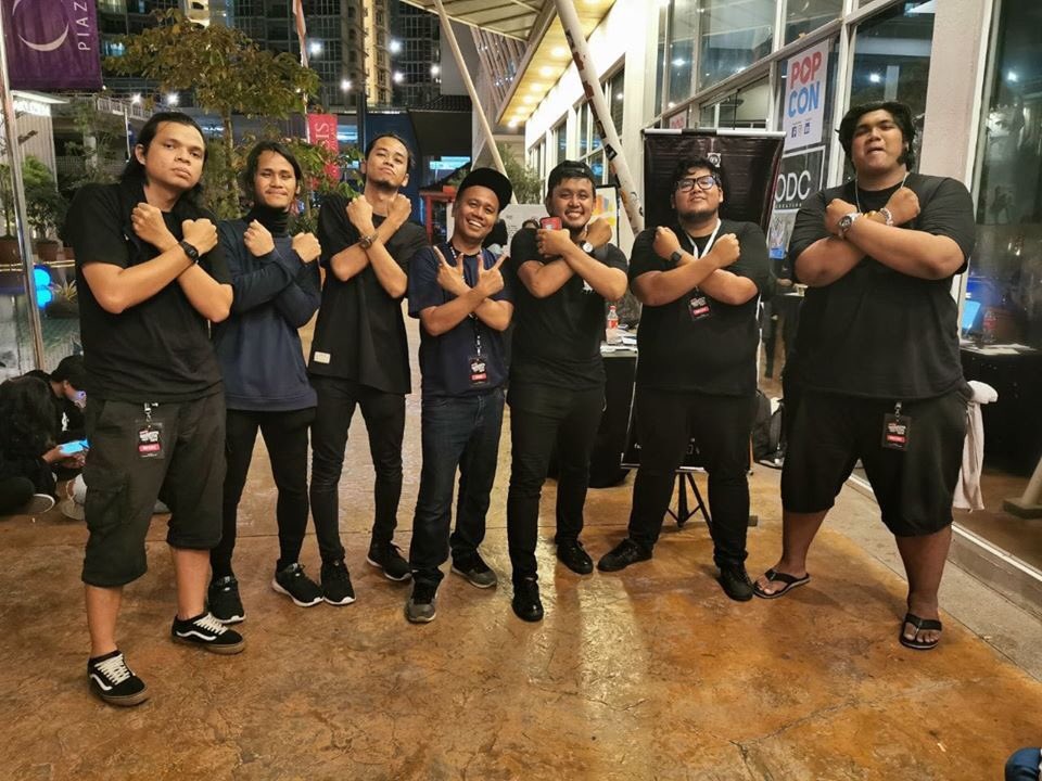 🍉SABDA BUMI IS OUT NOW 🍉 (@crazy_grizzly) on Twitter photo Last night party was rad 🔥
•
Big thanks to <a href="/dfyarmy/">Drug Free Youth MY</a> for having us. Welcome 2020! Last night party was rad 🔥
•
Big thanks to <a href="/dfyarmy/">Drug Free Youth MY</a> for having us. Welcome 2020!