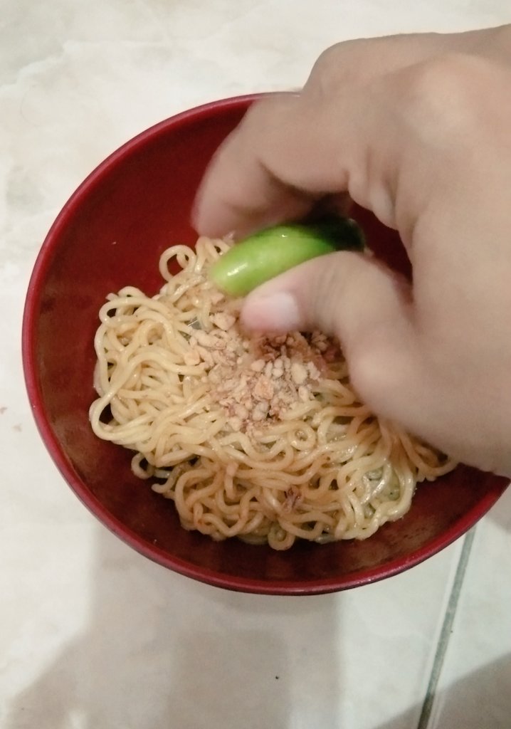 remarsyu's tweet photo. First orgasm in 2020
#indomi
#maluv https://t.co/k8T8Wa9nSr