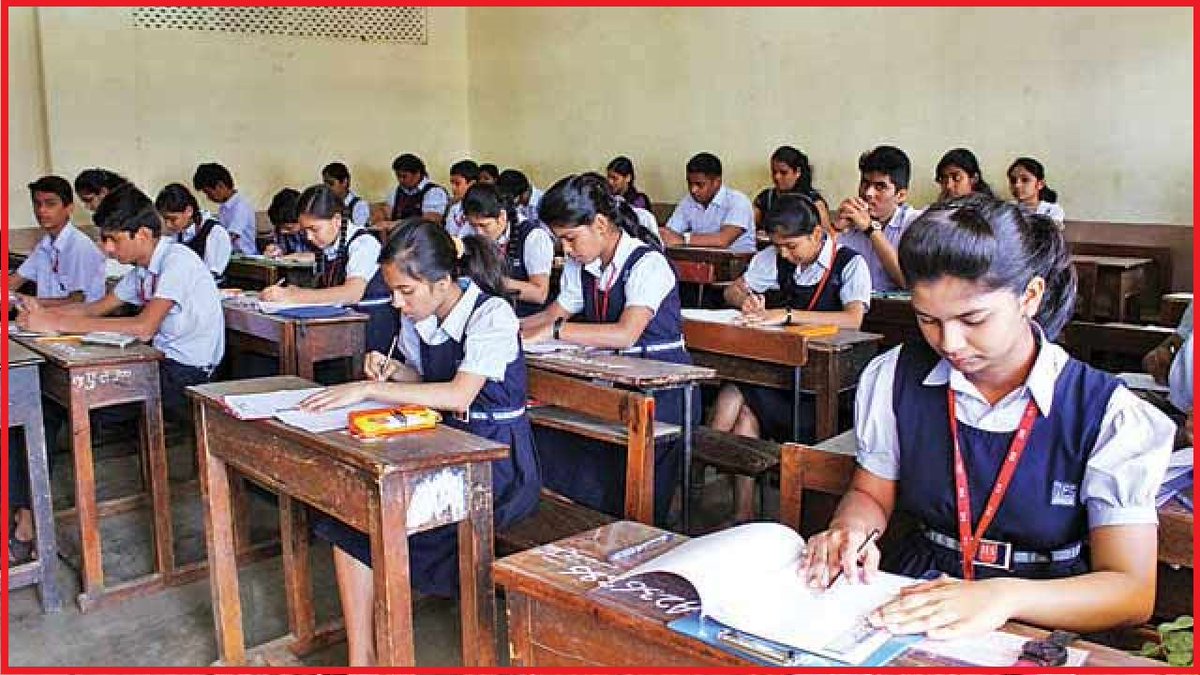 SarkariDNA_'s tweet photo. CBSE बोर्ड ने जारी किया निर्देश ये स्टूडेंट्स नही दे सकेंगे बोर्ड परीक्षा जाने का है पूरा मामला - https://t.co/bO4jqqn99T https://t.co/KrnnKdoWrM
