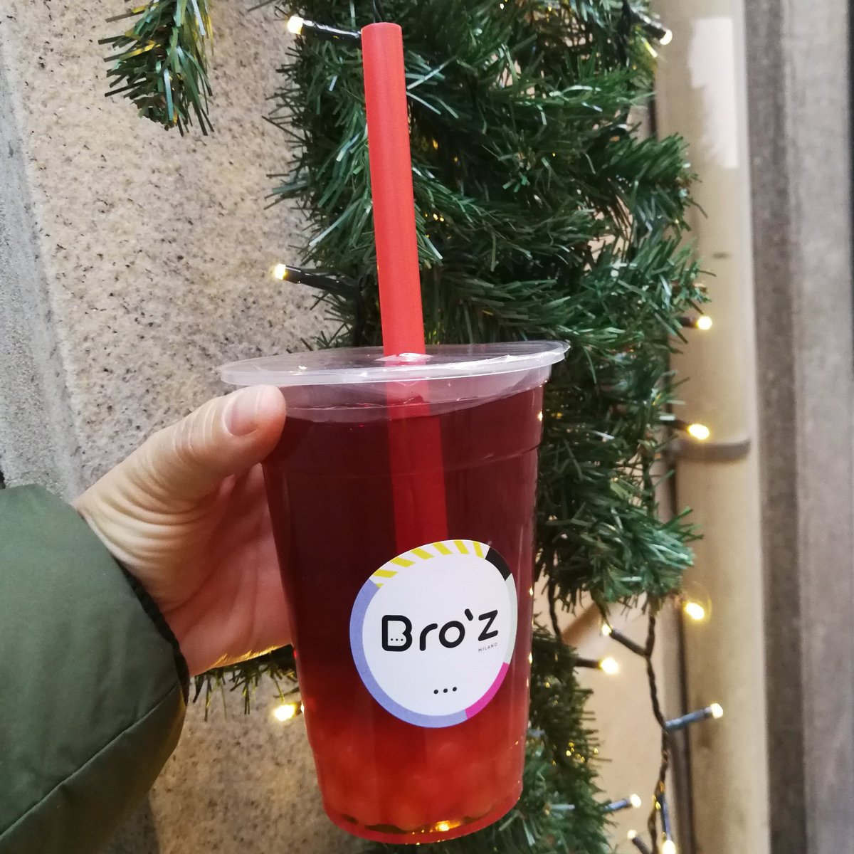 Buon anno! 🎉2️⃣0️⃣2️⃣0️⃣
Ci vediamo domani, torniamo operativi con tutta la bontà dei nostri Bro'ztea!
Auguri. 🥤🎄
#brozmilano #bubbletea #milkytea #boba #newyear #2020 #happy
