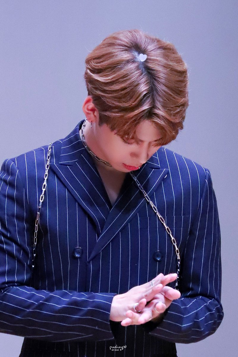 bouniii_0625's tweet photo. 190831 팬사인회 

머리에 하트💗💗💗
모두 넘 귀여워🤗

#TARGET #타겟 #바운 #BOUN #バウン #임종학 #ImBoun
#BABY_COME_BACK_HOME
@target7official @TARGET7_K ＠target7japan https://t.co/ZBuqxHgORR