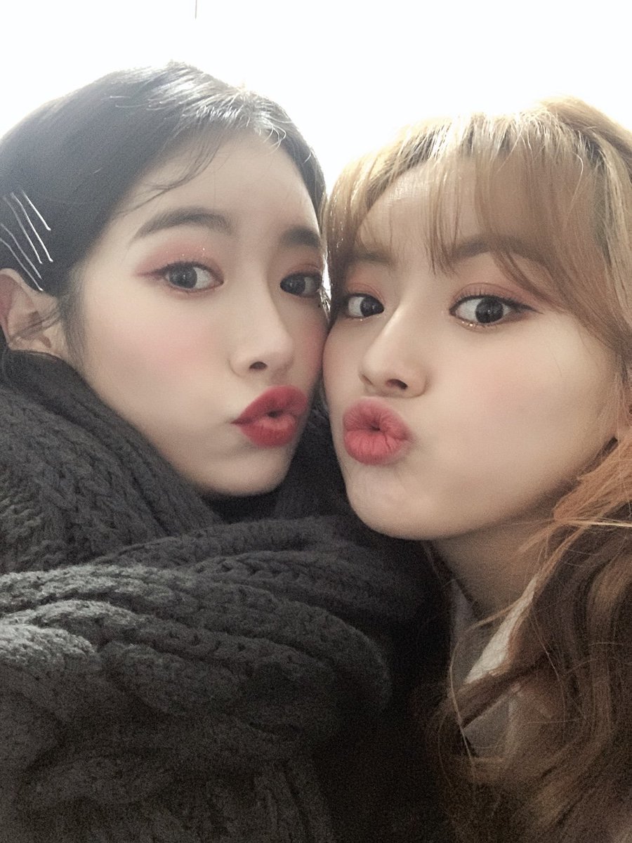 HINAPIAofficial's tweet photo. [ #예빈 ]
2019.12.31 https://t.co/n1gHWz6xAS