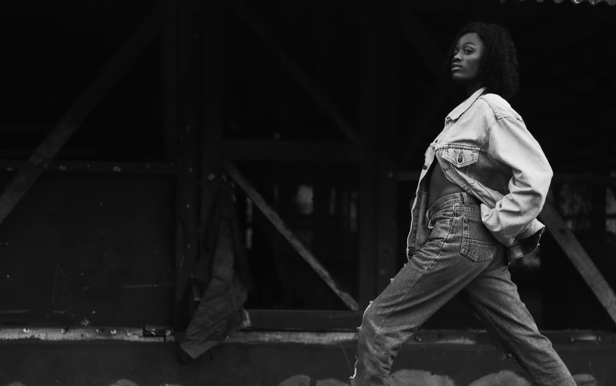 Ibukunphotos's tweet photo. Telling a story with what you wear is Key to your own identity.

#Denim#blackandwhitephotography#outdoors#monochrome#nigerianphotographershub#lagosnigeria#nigeria#Portrait

@ngphotographers 
@Fashionista_com https://t.co/Po8WPi7DIR