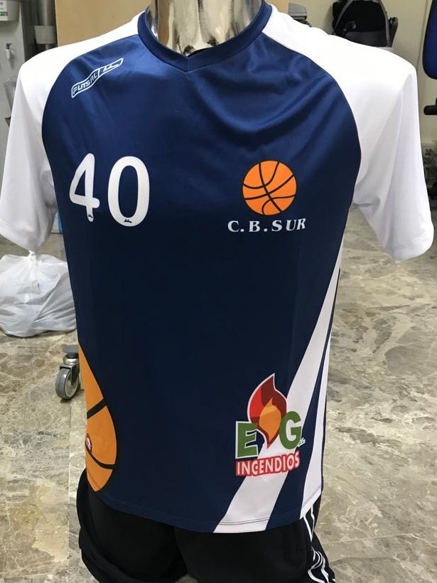FutsalTecsport's tweet photo. Comenzamos el nuevo año 2020 con los mejores clubes de #Baloncesto 🏀 apostando también por las #equipaciones #FutsalTecsport.
☝️ Espectaculares las nuevas del #CBSur con su patrocinador brillando con fuerza 🤗👌👏
📄 VISTE también FUTSAL. CATÁLOGO 👉 https://t.co/UNYRYIFrEJ https://t.co/CB9iWbLxGu