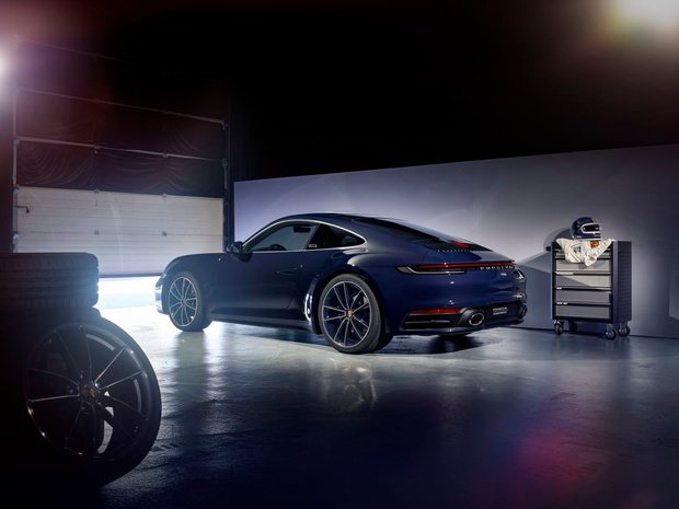 nineelevenone's tweet photo. Porsche 911 Carrera 4S "Belgian Legend Edition". https://t.co/UaE1X9wsWk