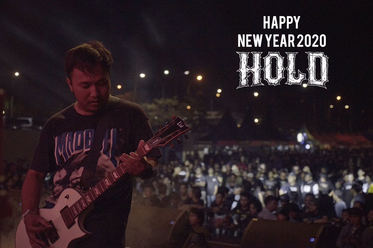 𝔥 𝔬 𝔩 𝔡 tweet media