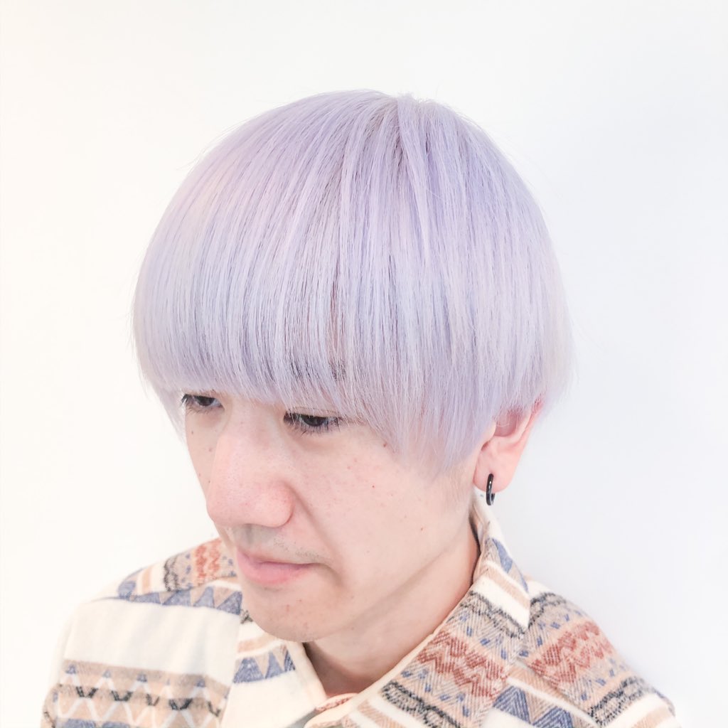 Hana 今期は かげきしょうじょ 推し En Twitter パールホワイト ブリーチ1回です ヘアカラー 派手髪 派手髪好きな人rt ブリーチ ホワイトヘア