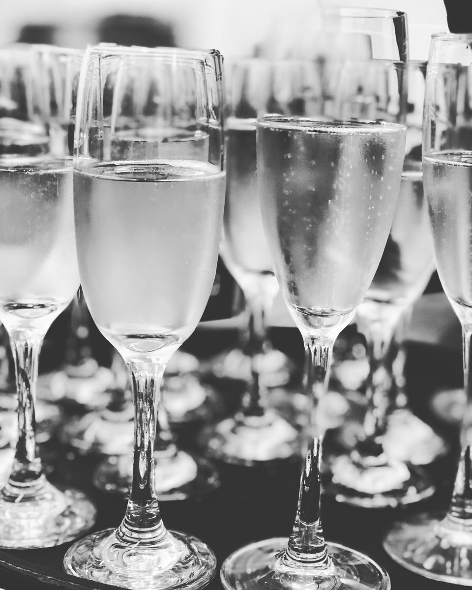 A very happy and healthy New Year to all of our guests, team, friends and family! We look forward to seeing what 2020 beholds... 
#2020 #newyearseve #newyear #champagne #bubbles #service #hospitality #beourguest #scottishcastle #hogmanay #welcome #littletouches #visitscotland