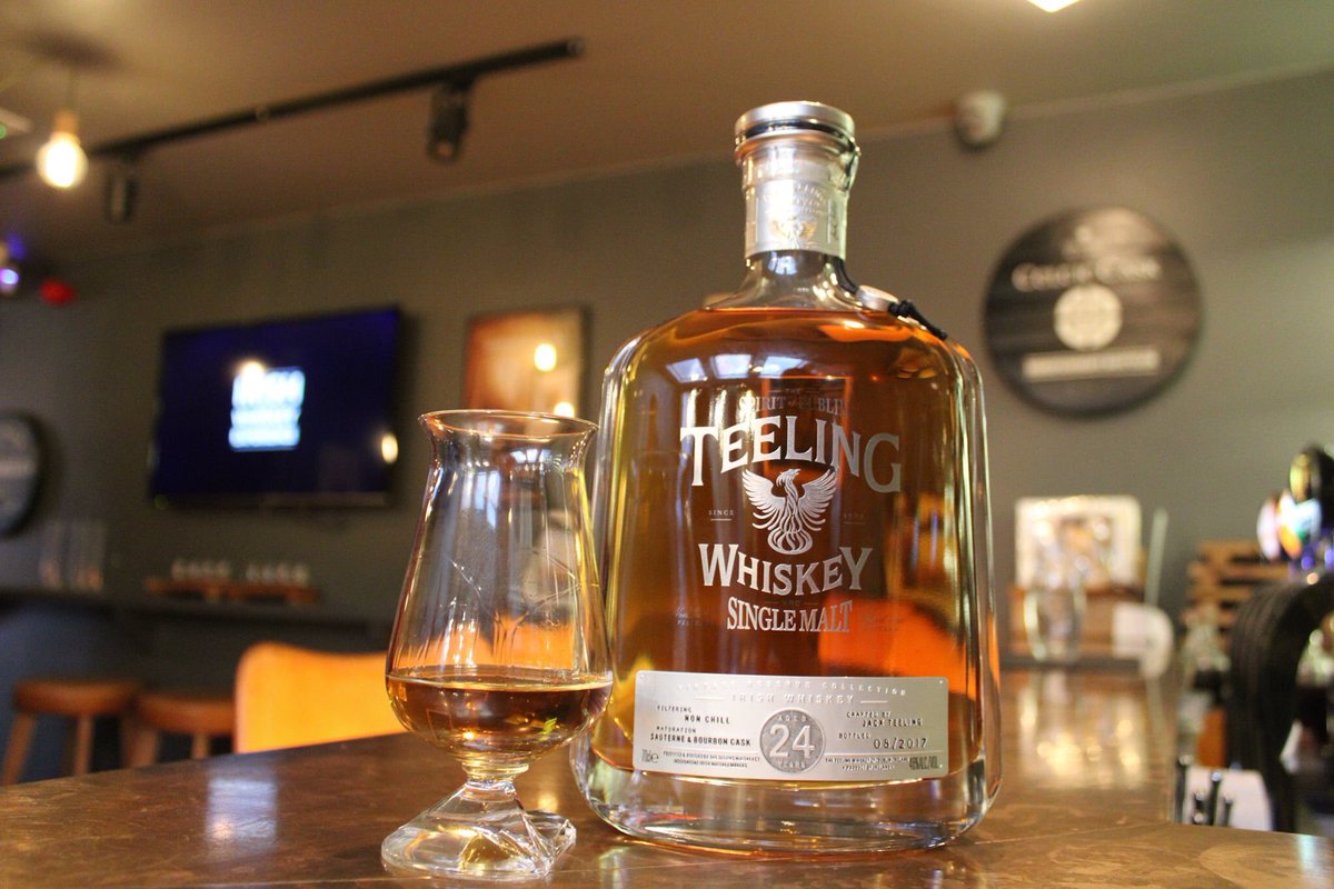 Happy New Year to all our staff and customers! We're toasting a Túath Glass with the World's Best Single Malt of 2019, <a href="/TeelingWhiskey/">Teeling Whiskey</a> 24 Year Old 🥃 #happynewyear #2020 #whiskeybar #lovekillarney
