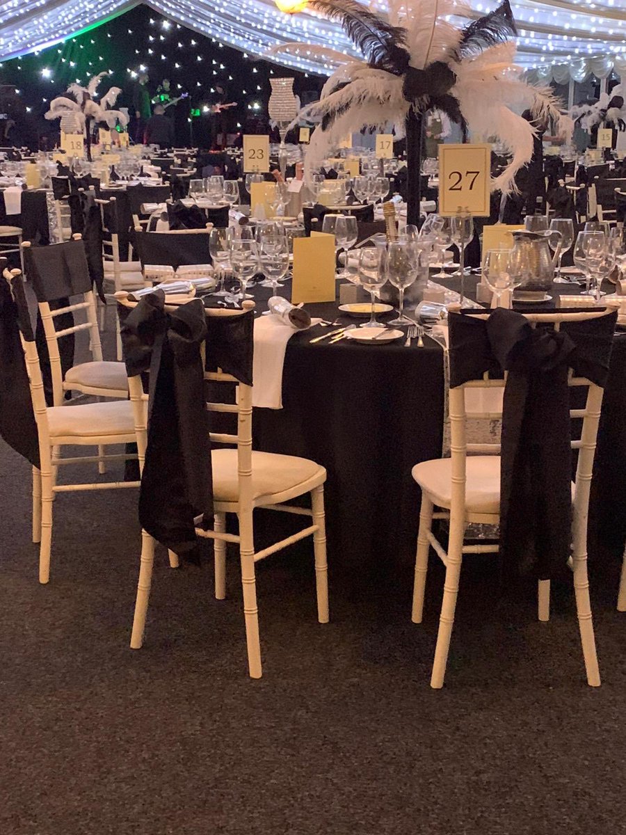 rainbowlinen's tweet photo. The Marquee all ready to welcome in 2020 @CoombeAbbey for their Black &amp; White NYE Ball . Happy New Year everyone #rainbowlinenanddecor #NYE2020 #NYEBall #blackandwhite #soreheadsthismorning https://t.co/nPDmAS95g4