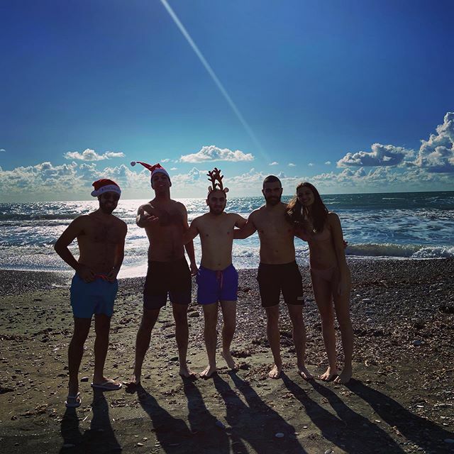 itsmeFotis's tweet photo. Happy new year! Welcome 2020! #tradition https://t.co/Y5xoURMBW6 https://t.co/RFKSY92mSy
