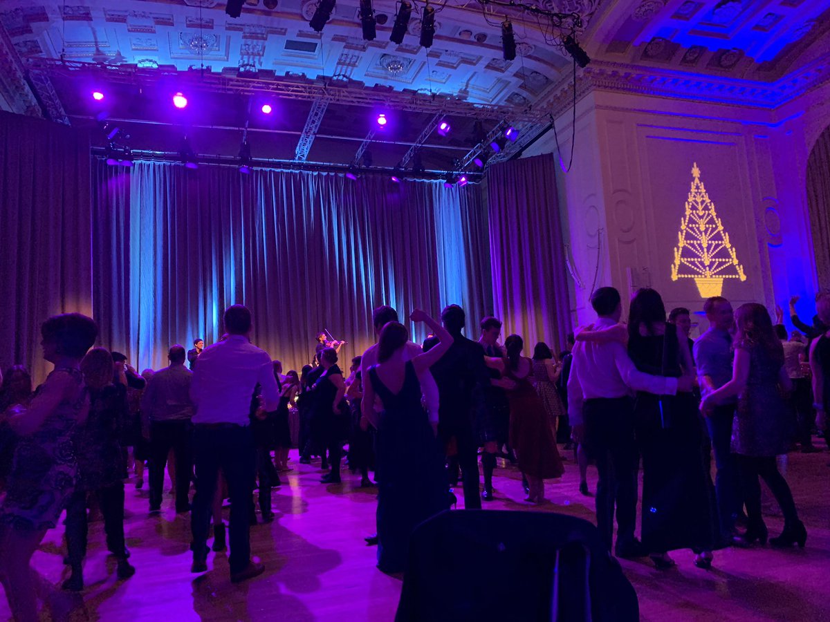 .<a href="/ARedinburgh/">Assembly Rooms Edinburgh</a> &amp; <a href="/TheJacobites/">The Jacobites 🏴󠁧󠁢󠁳󠁣󠁴󠁿🇺🇦</a> you were awesome last night. Great ceilidh with a top class venue and band